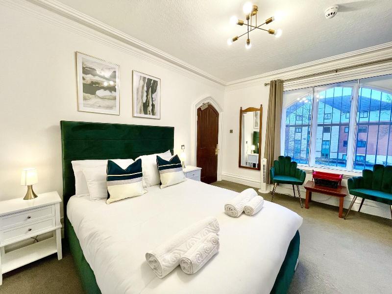 Milverton Hotel by Bevolve - Free Parking image