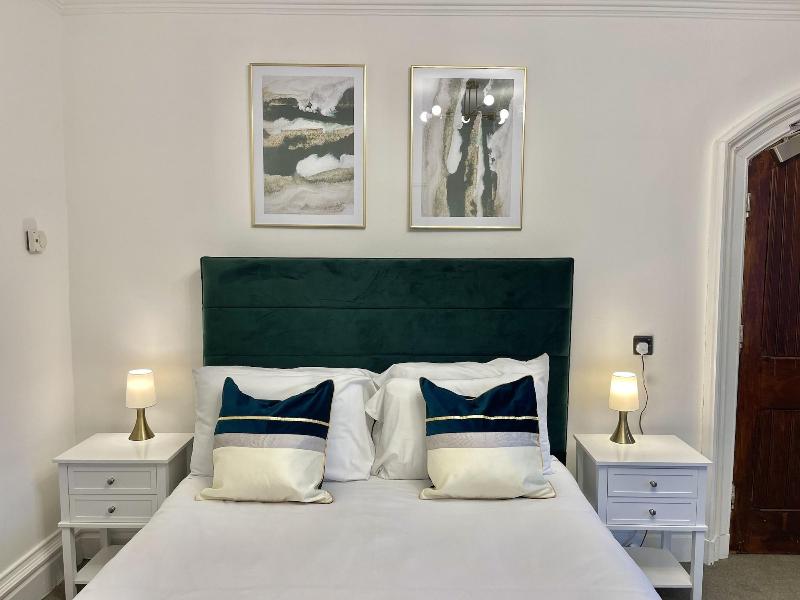 Milverton Hotel by Bevolve - Free Parking image