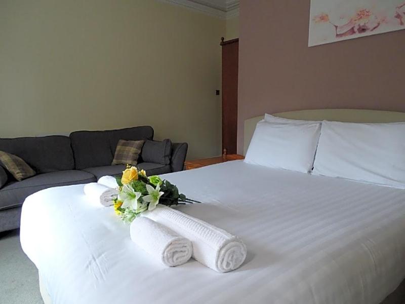 Milverton Hotel by Bevolve - Free Parking image
