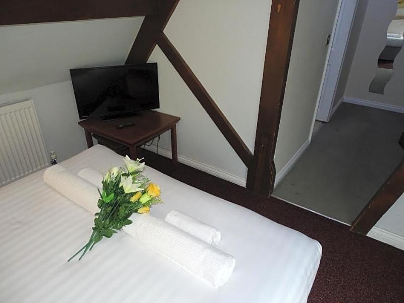 Milverton Hotel by Bevolve - Free Parking image