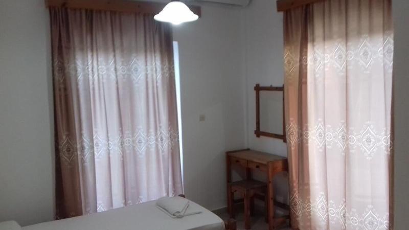 Full House Kavos image
