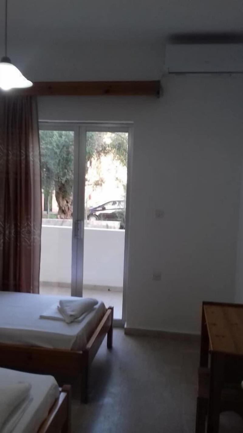 Full House Kavos image