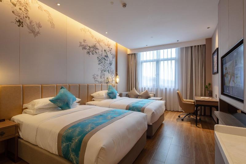 Huatuo platinum Garden Hotel 4