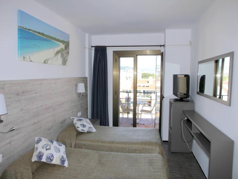 Hotel MarÃ­a Teresa image