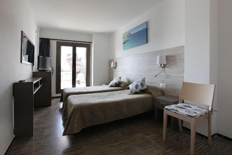 Hotel MarÃ­a Teresa image