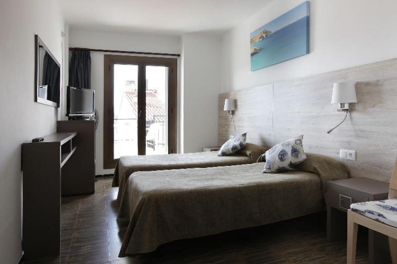 Hotel MarÃ­a Teresa image