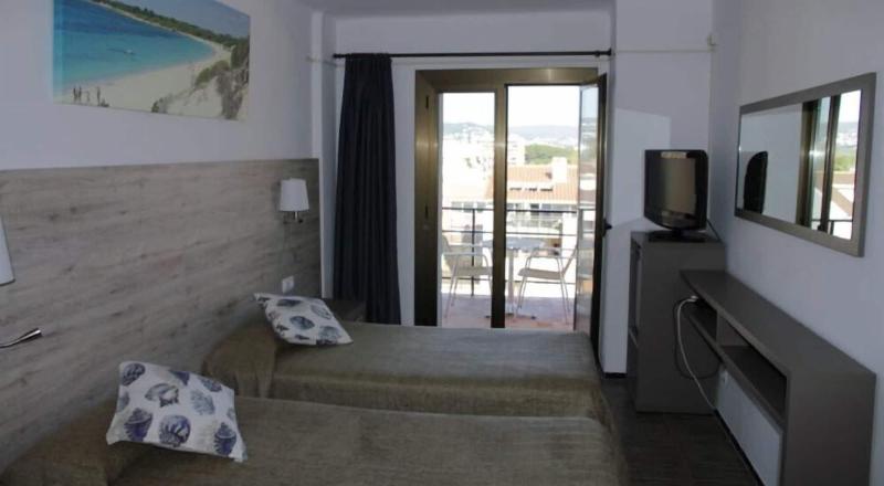 Hotel MarÃ­a Teresa image