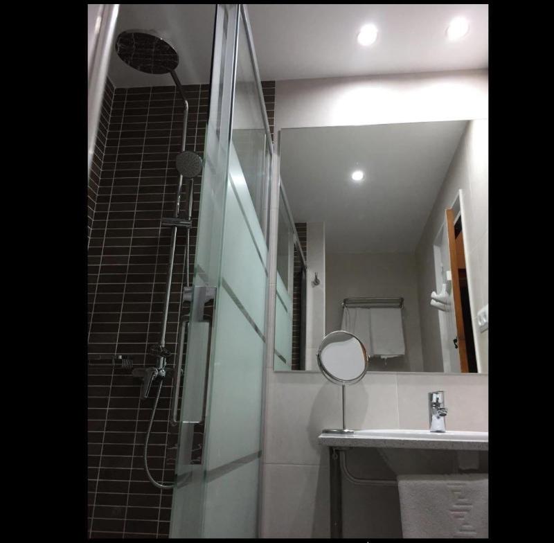 Hotel MarÃ­a Teresa image