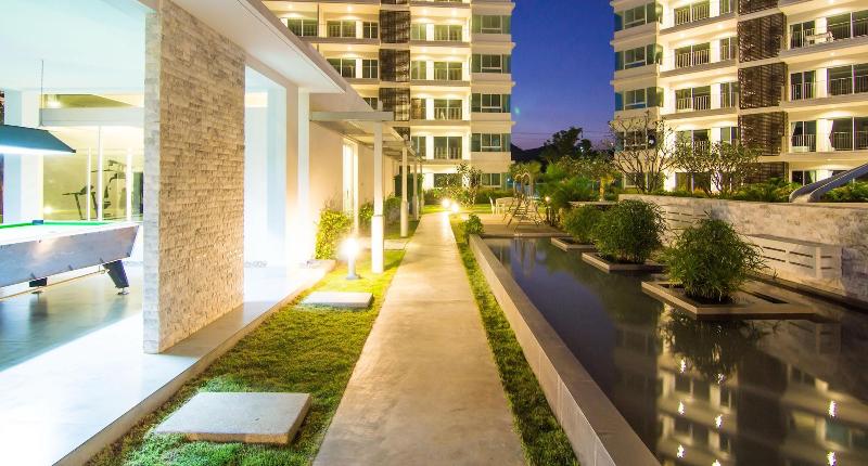 The Sea Condominium image