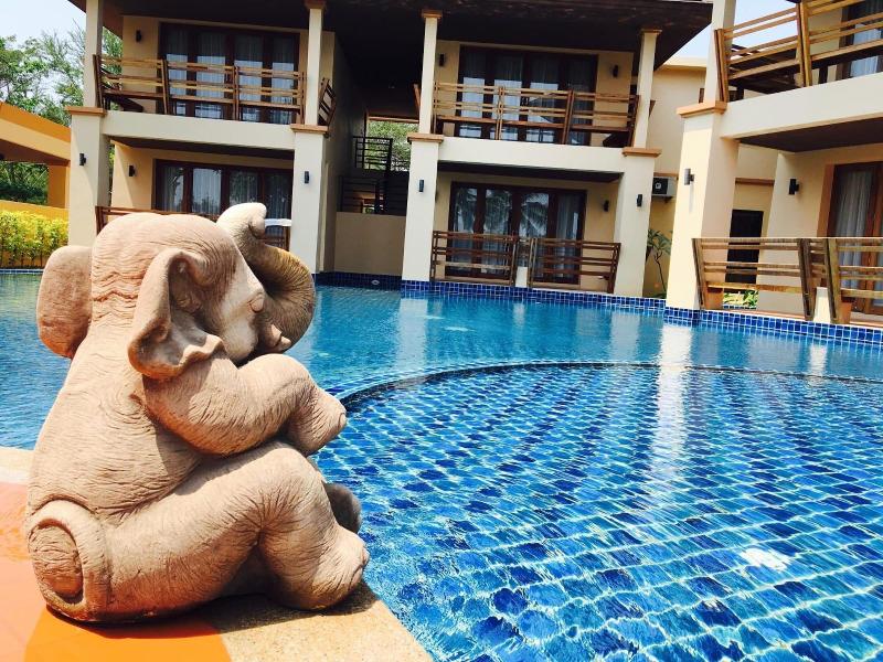 Elegancy Resort Hua Hin image