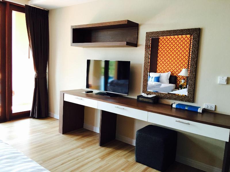 Elegancy Resort Hua Hin image