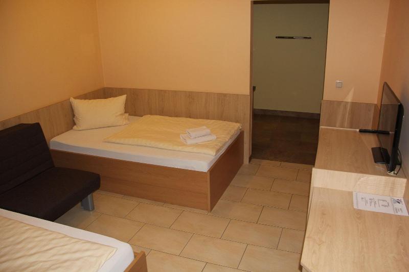Sportpark Hotel image
