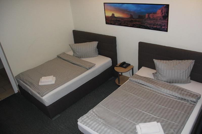 Sportpark Hotel image