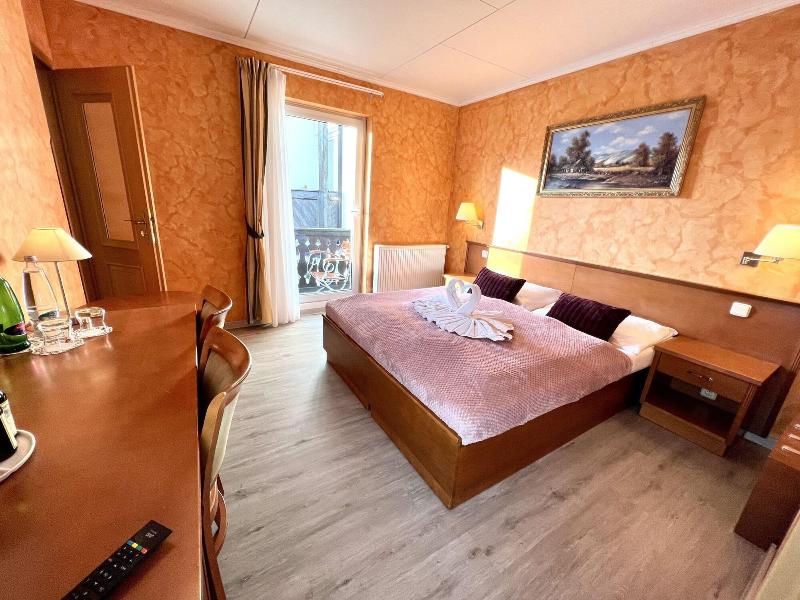Schlosshotel Marienbad image