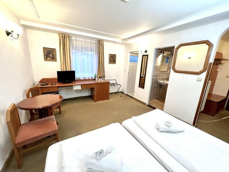Schlosshotel Marienbad image