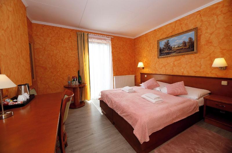 Schlosshotel Marienbad image