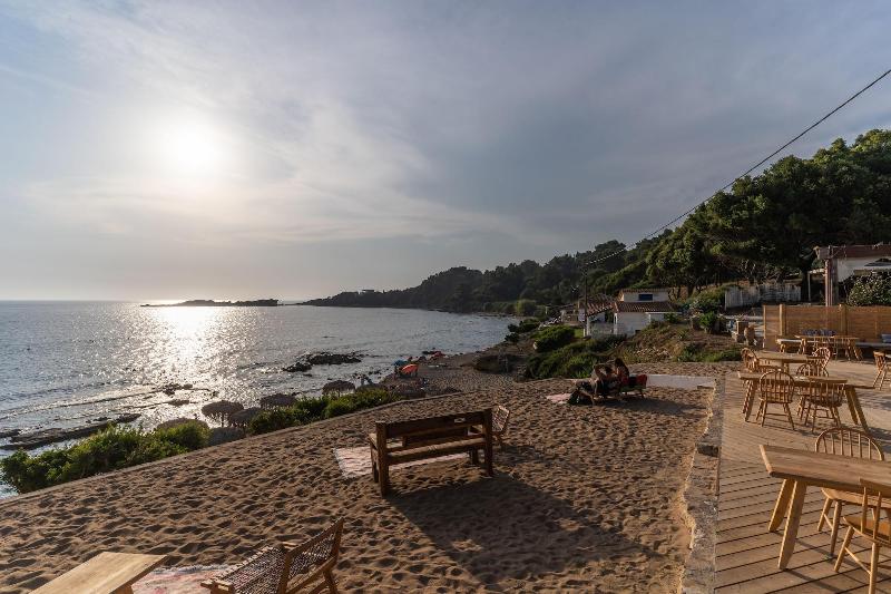 Vriniotis Hotel image