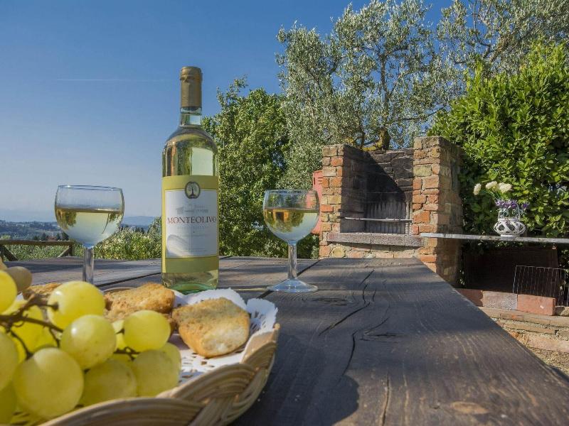 Lovely Farmhouse in Castelfiorentino With Garden image