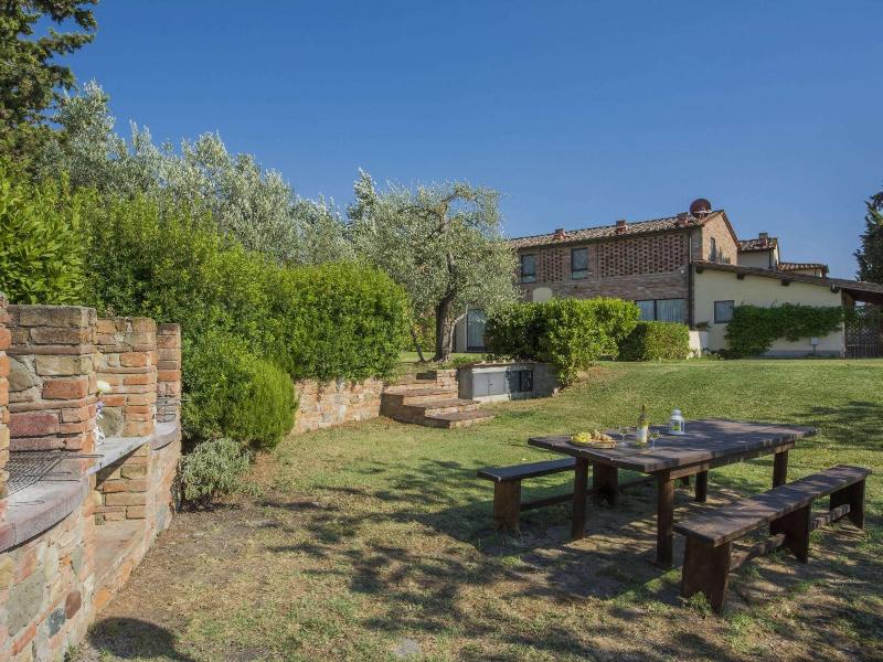Lovely Farmhouse in Castelfiorentino With Garden image