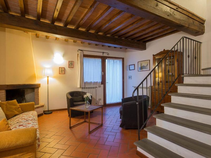 Lovely Farmhouse in Castelfiorentino With Garden image