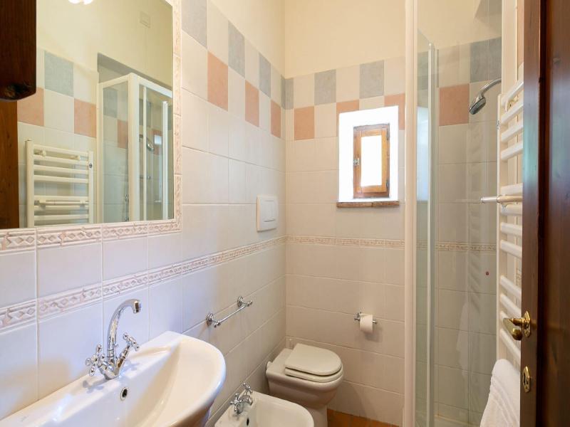 Lovely Farmhouse in Castelfiorentino With Garden image