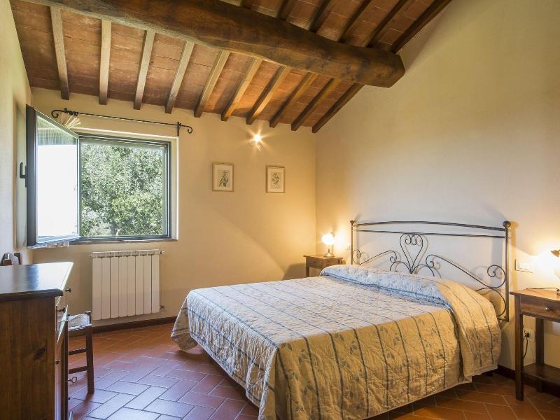 Lovely Farmhouse in Castelfiorentino With Garden image