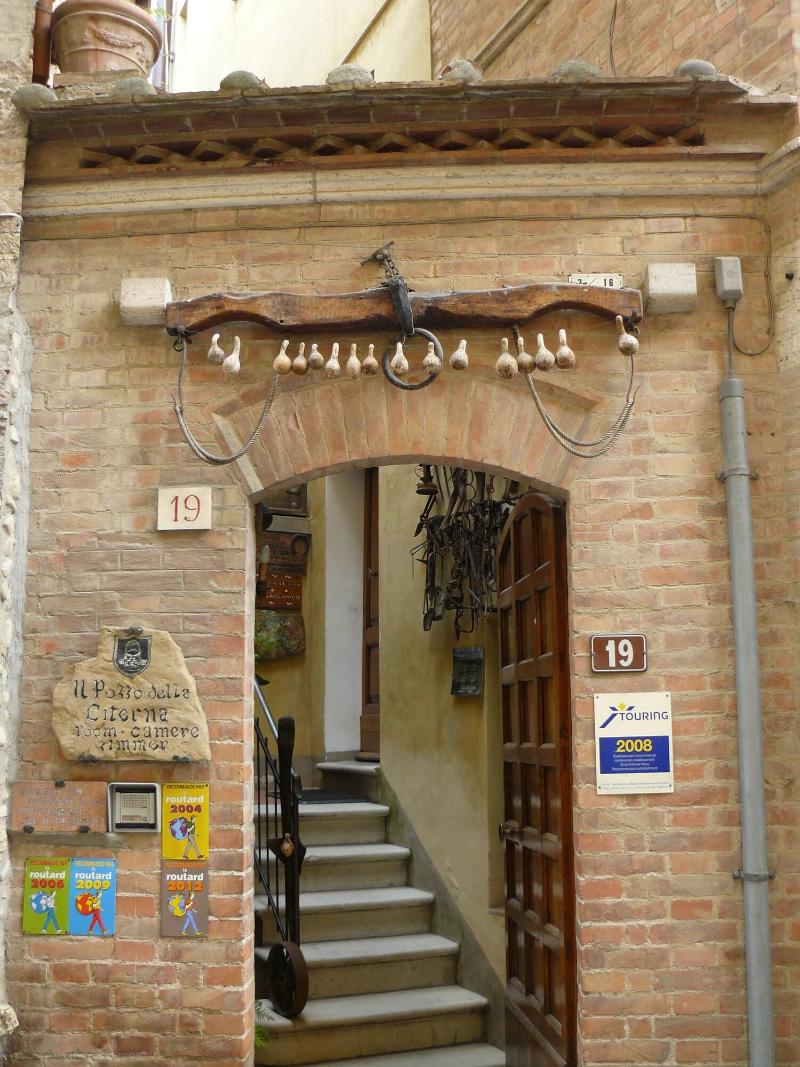 Il Pozzo Della Citerna image