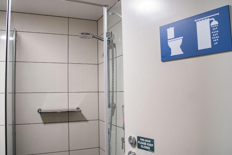 Adventure Q2 Hostel image