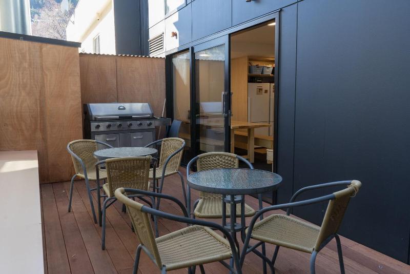 Adventure Q2 Hostel image