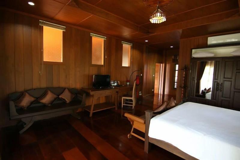 Little Teak Home Stay image