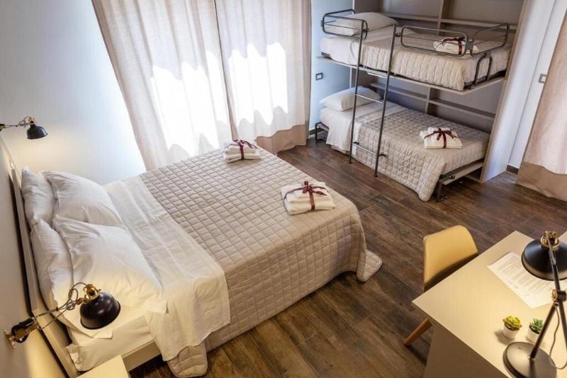 Five Rooms Brolo image
