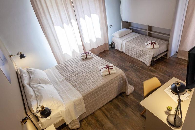 Five Rooms Brolo image