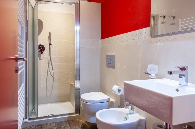 Five Rooms Brolo image