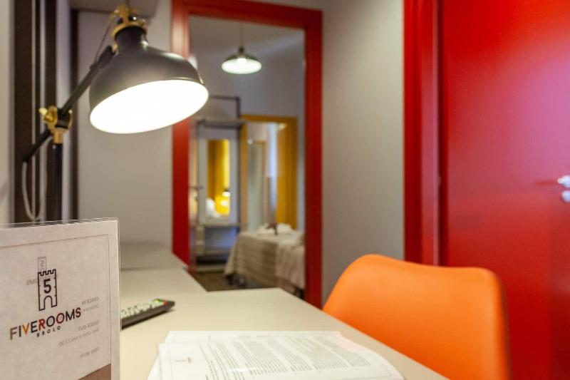 Five Rooms Brolo image