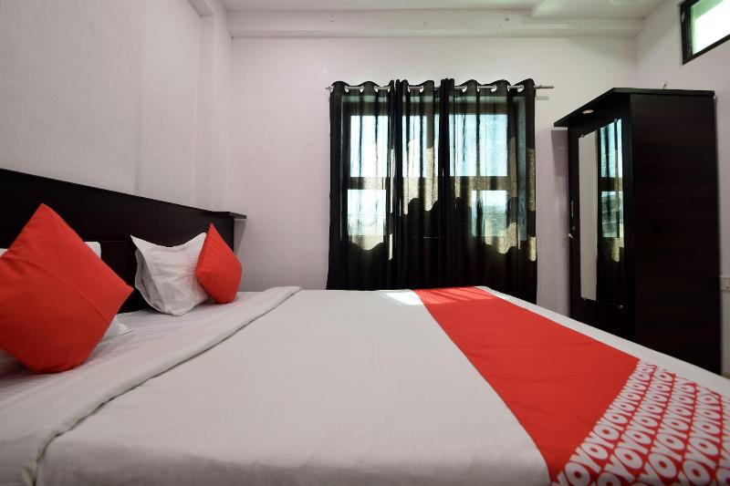 OYO 23296 Hotel Quality Time image