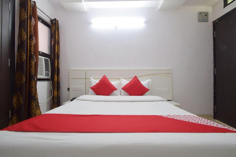 OYO 23296 Hotel Quality Time image