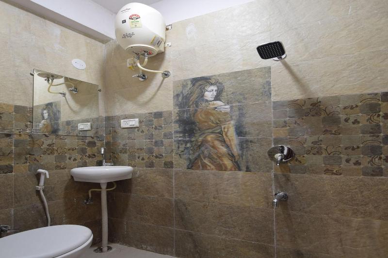 OYO 23296 Hotel Quality Time image