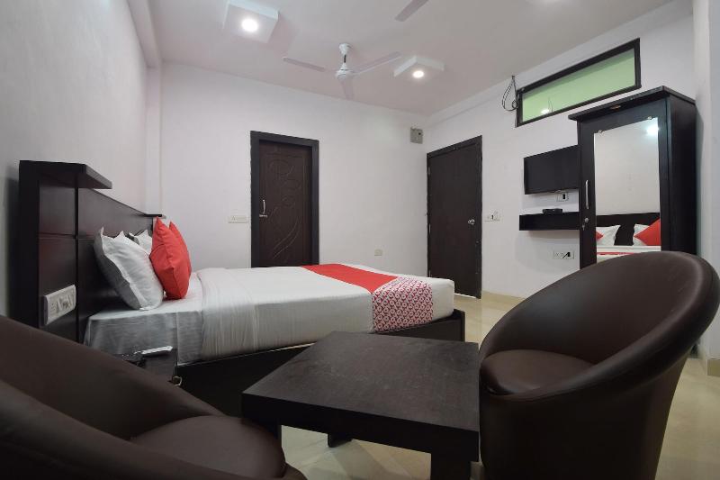 OYO 23296 Hotel Quality Time image