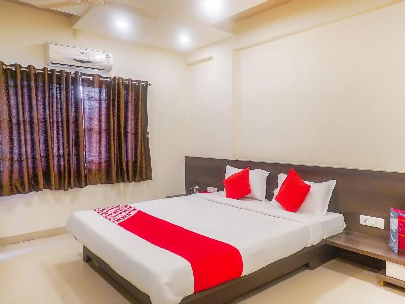 13583 Hotel Paradise Inn image