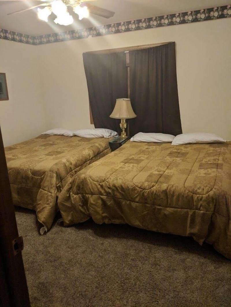 Columbine Cabins image