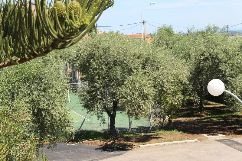 Chambres D Hotes Le Clos Des Oliviers image