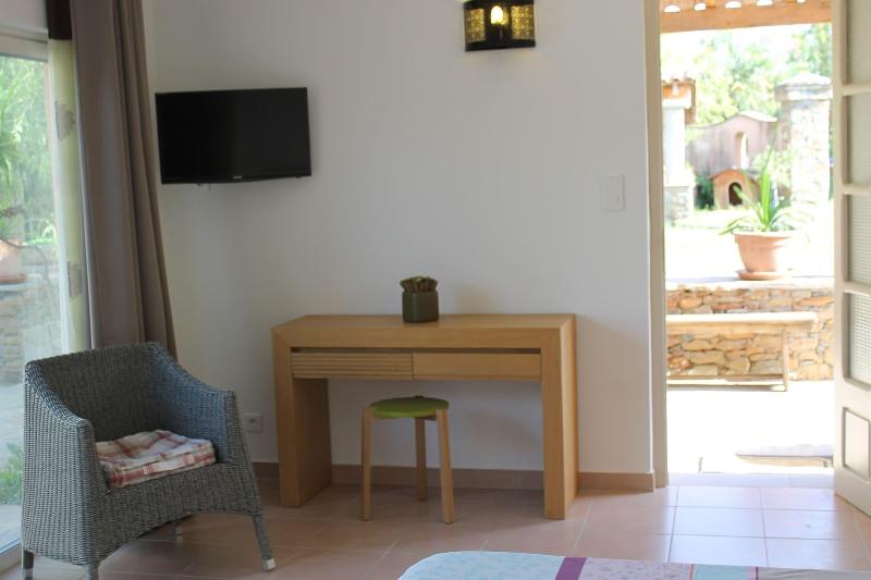 Chambres D Hotes Le Clos Des Oliviers image