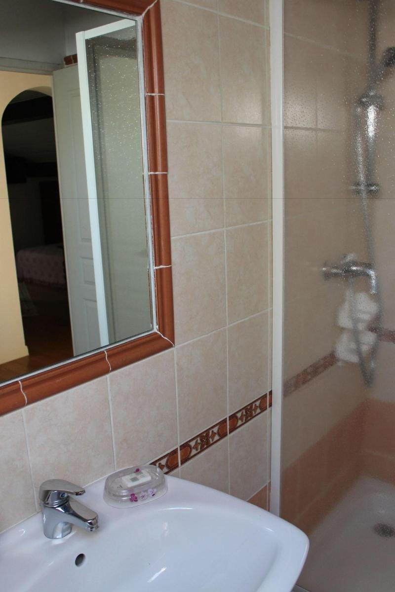 Chambres D Hotes Le Clos Des Oliviers image