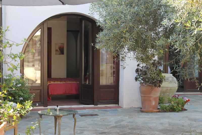 Chambres D Hotes Le Clos Des Oliviers image