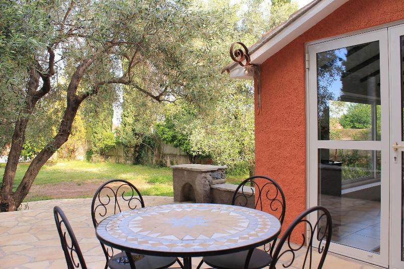Chambres D Hotes Le Clos Des Oliviers image