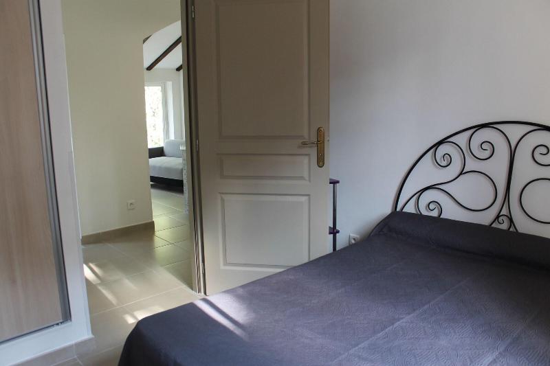 Chambres D Hotes Le Clos Des Oliviers image