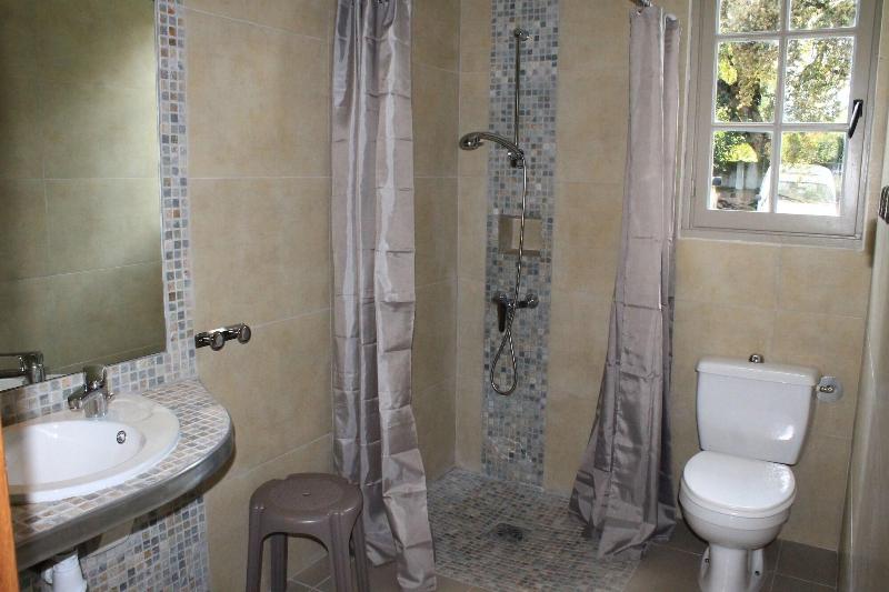 Chambres D Hotes Le Clos Des Oliviers image
