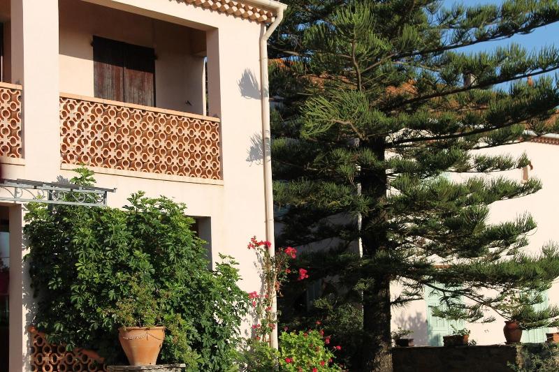 Chambres D Hotes Le Clos Des Oliviers image