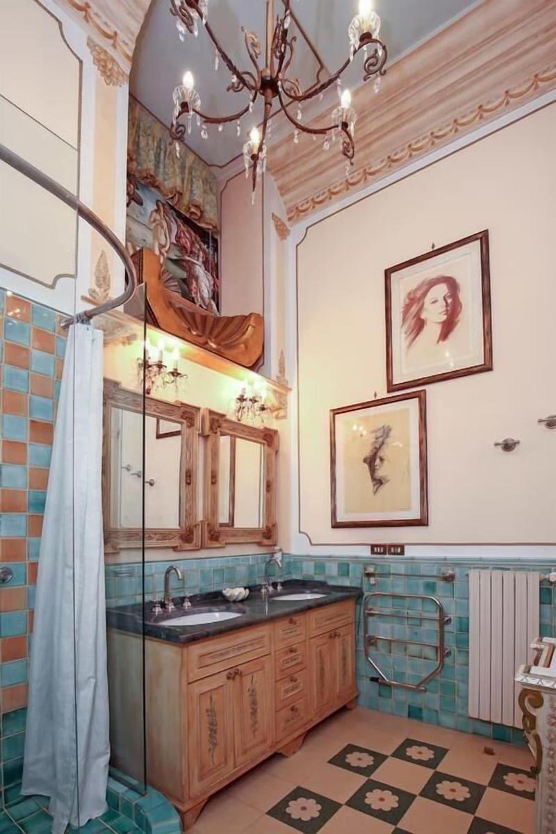 B&B Flora House image