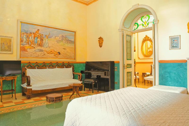 B&B Flora House image